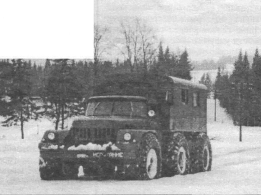 ЗИЛ 132 (6x6)