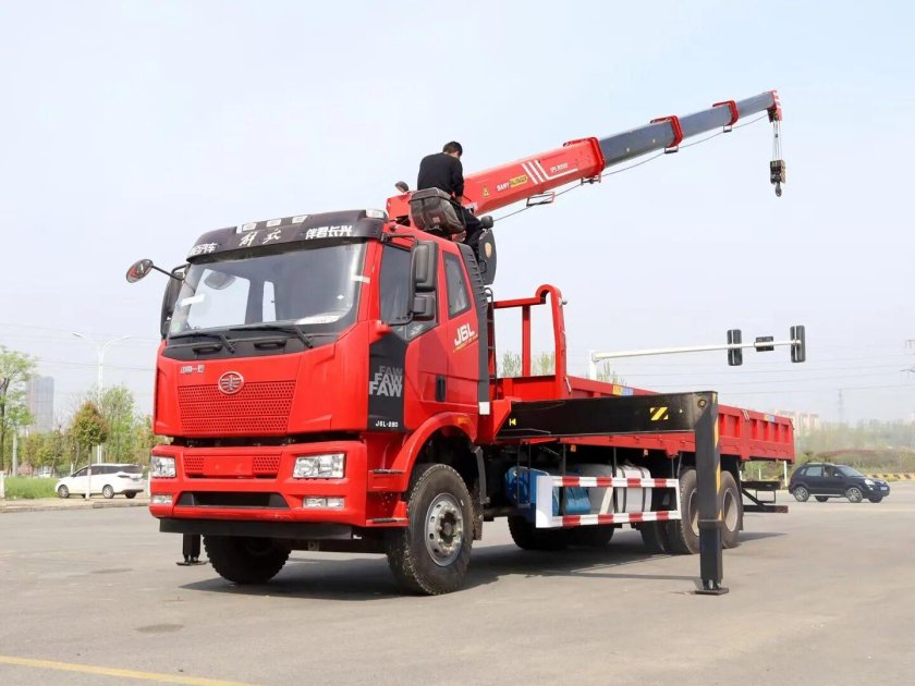 Автовышка FAW телескоп 25 м