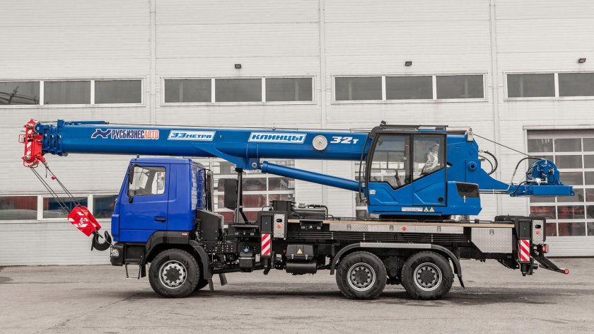 КС 55713-9к-4 на шасси FAW j6