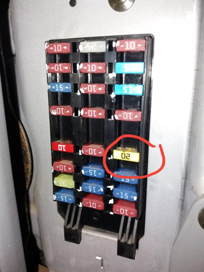 Предохранители Лачетти 1.6