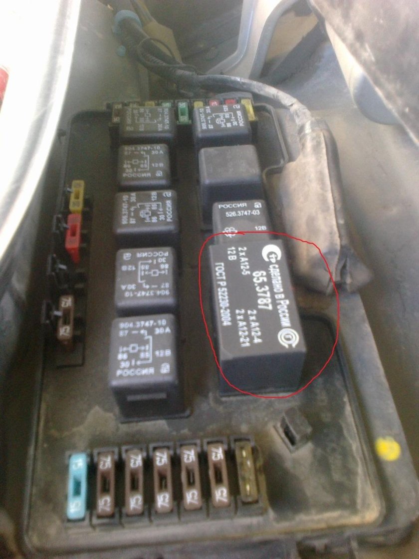 Реле габаритов ВАЗ 2114