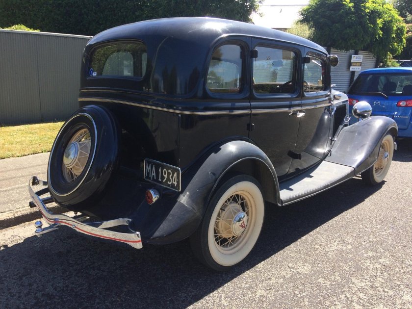 Форд v8 Бонни и Клайда