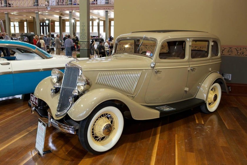 Ford v8 1934