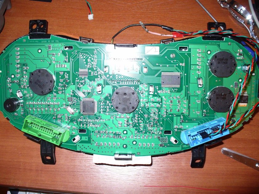 Приборная панель Тигго т11