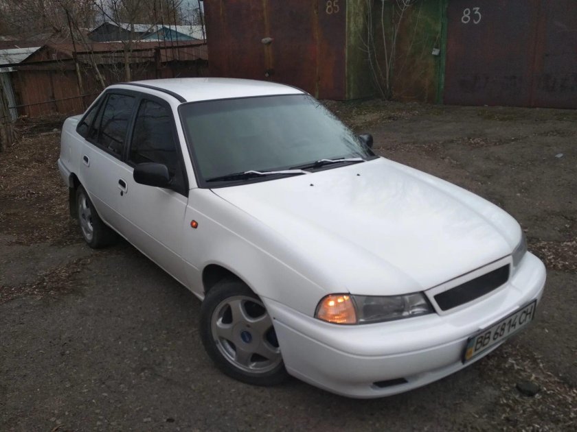 Део Нексия 1996г