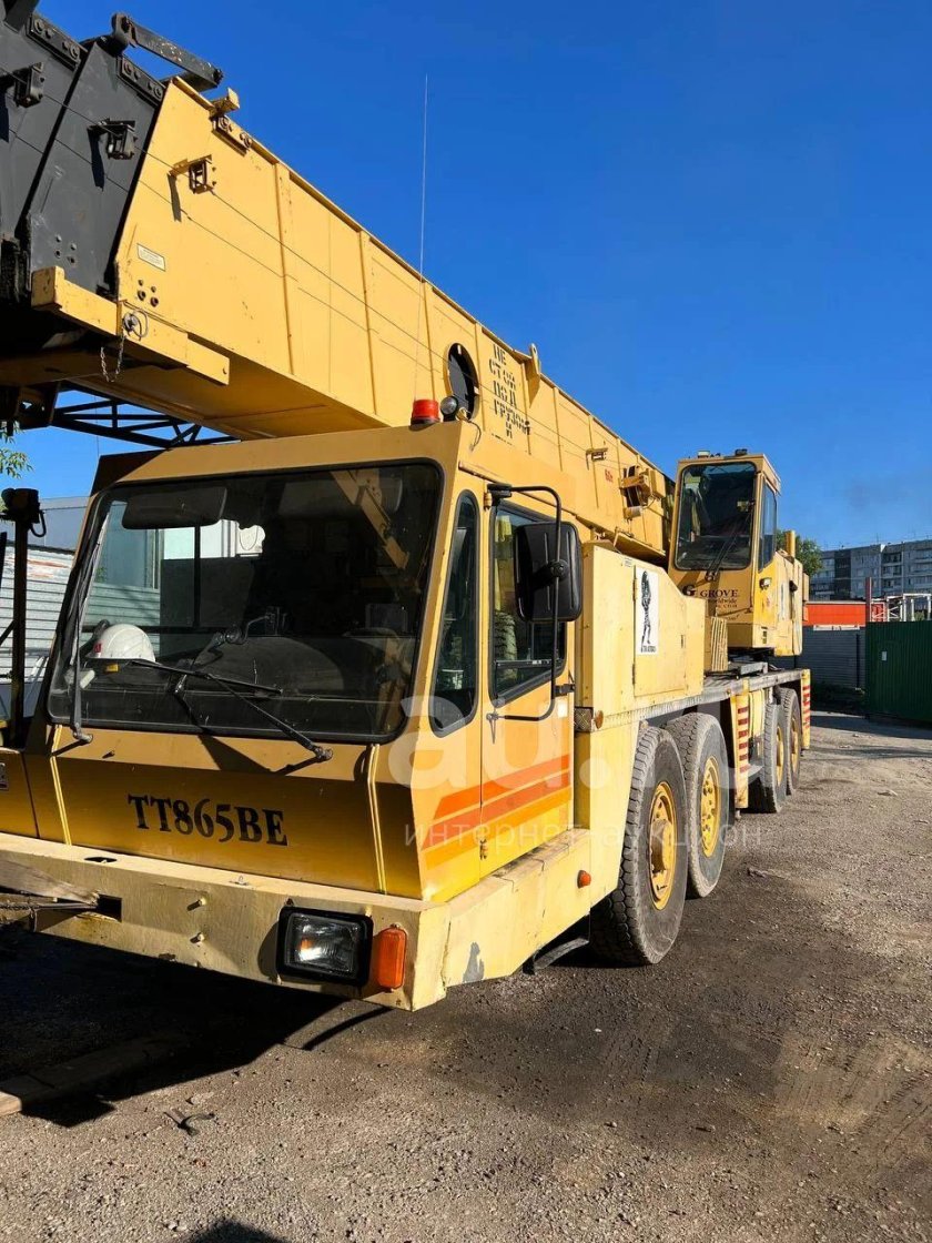 Grove TT 865