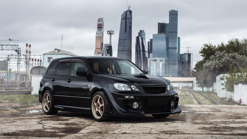 Митсубиси Аиртрек турбо