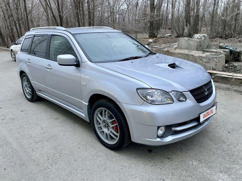 Митсубиси Аиртрек турбо Сток