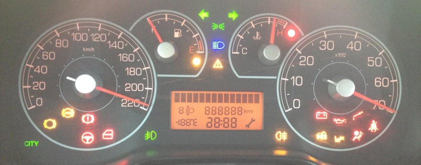 Фиат Альбеа горит чек