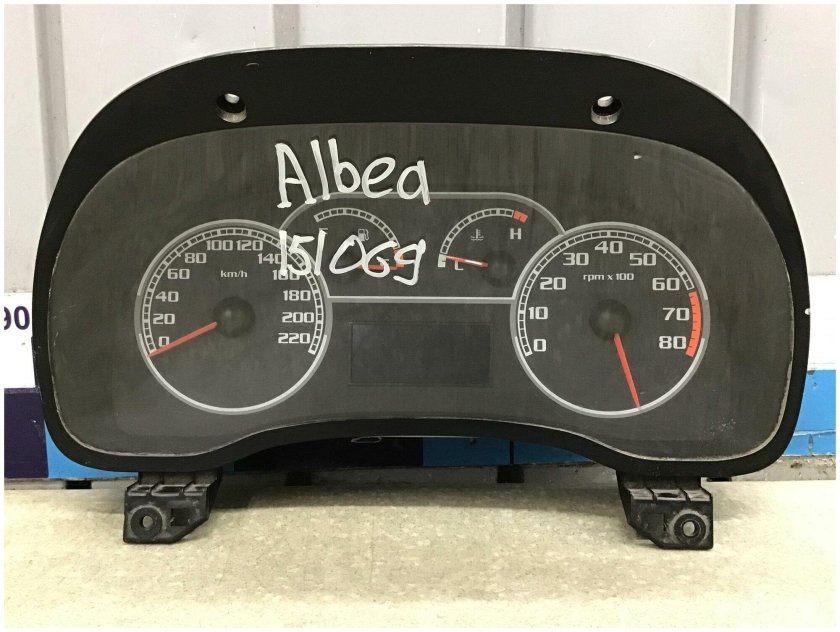 Приборная панель Фиат Браво 2 спорт