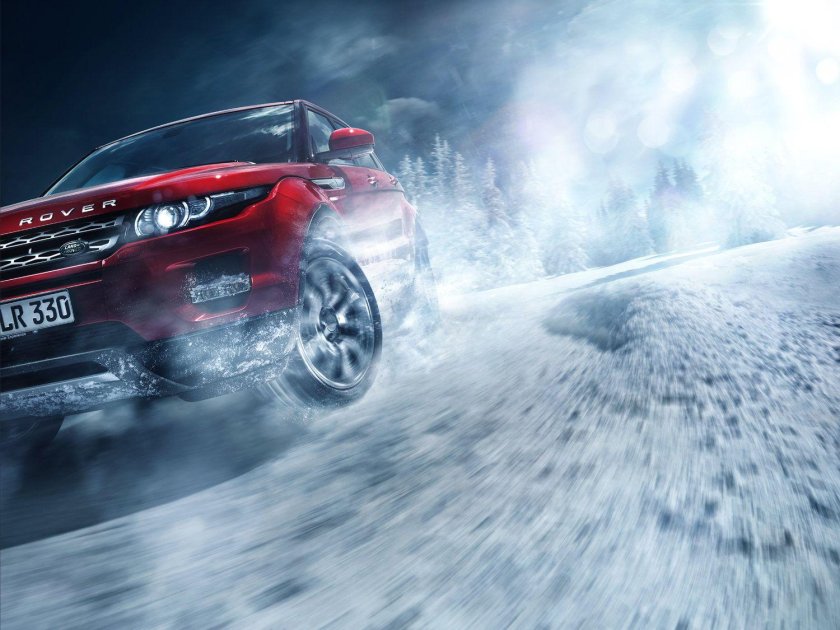 Машины на зимнем фоне