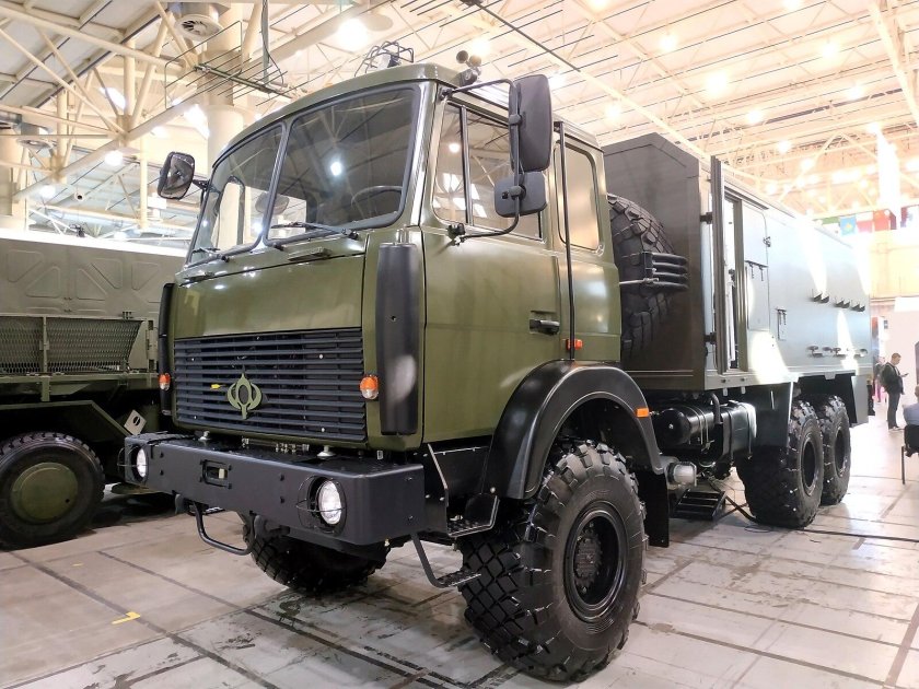 МАЗ Богдан 6317