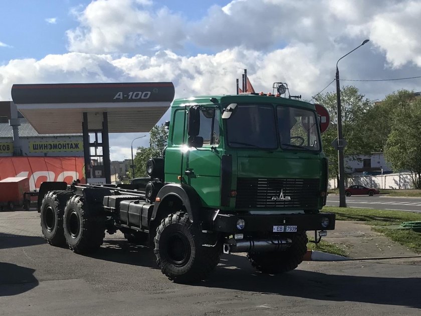 МАЗ 6317 тягач