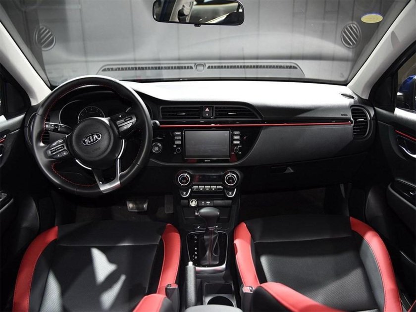 Киа Рио х лайн салон