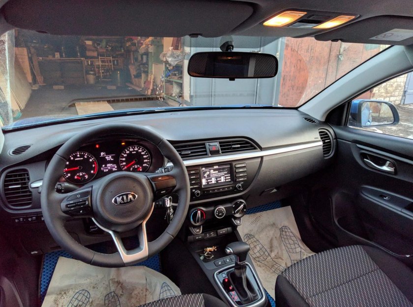 Киа Рио х лайн салон