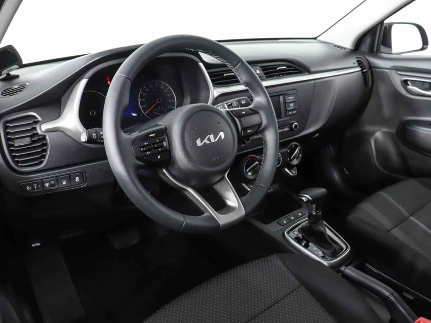 Серый Kia Rio x IV Рестайлинг 1.6 at (123 л.с.) с пробегом