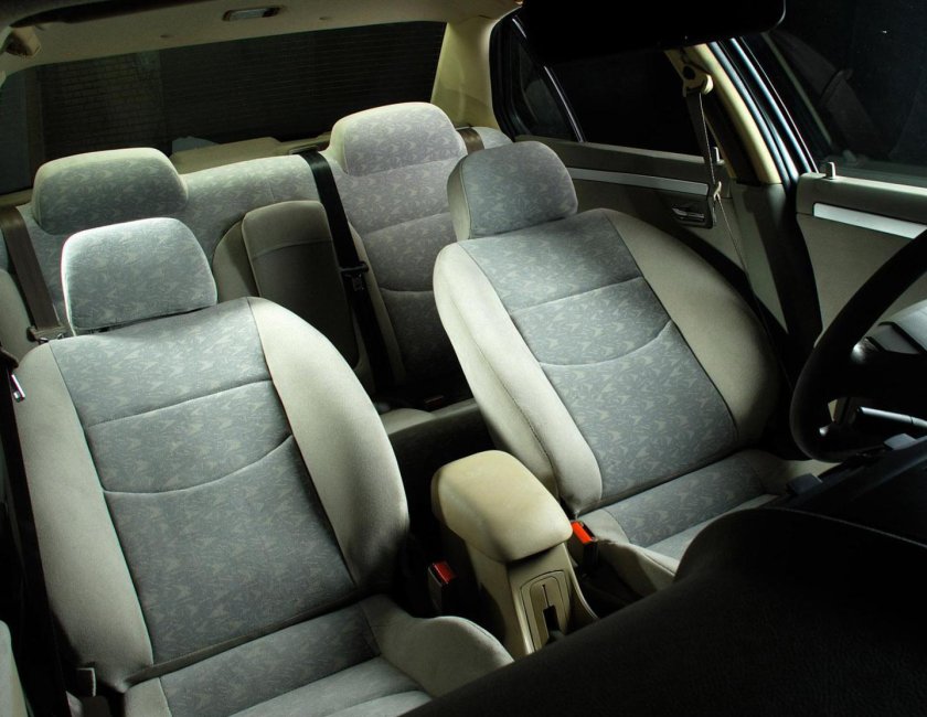 Iran Khodro Samand салон