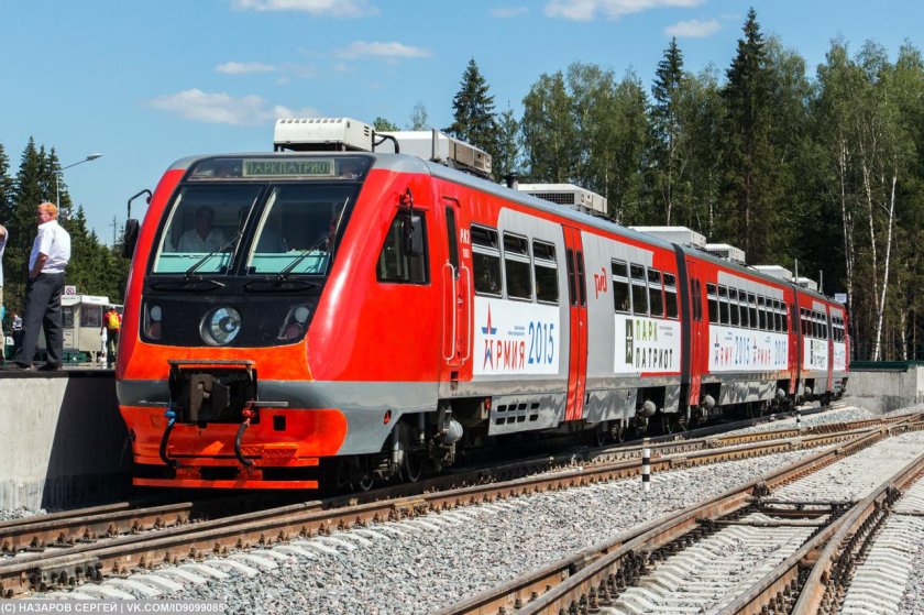 Электропоезд ра2