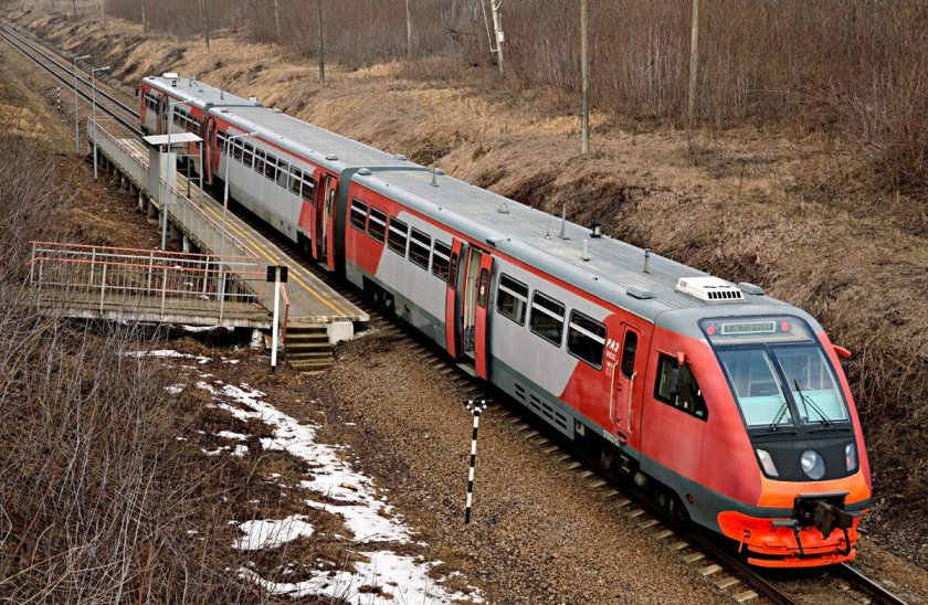 Рельсовый автобус ра-2