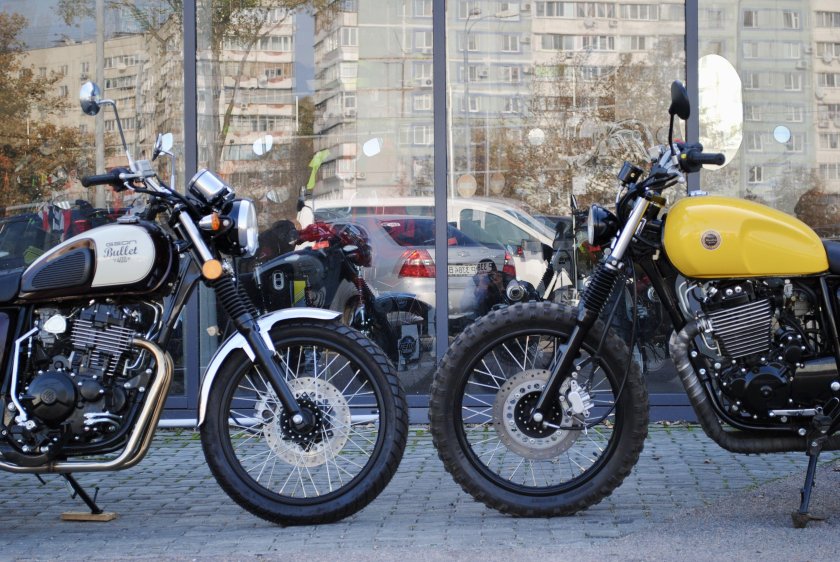 Мотоцикл Combat Scrambler 400