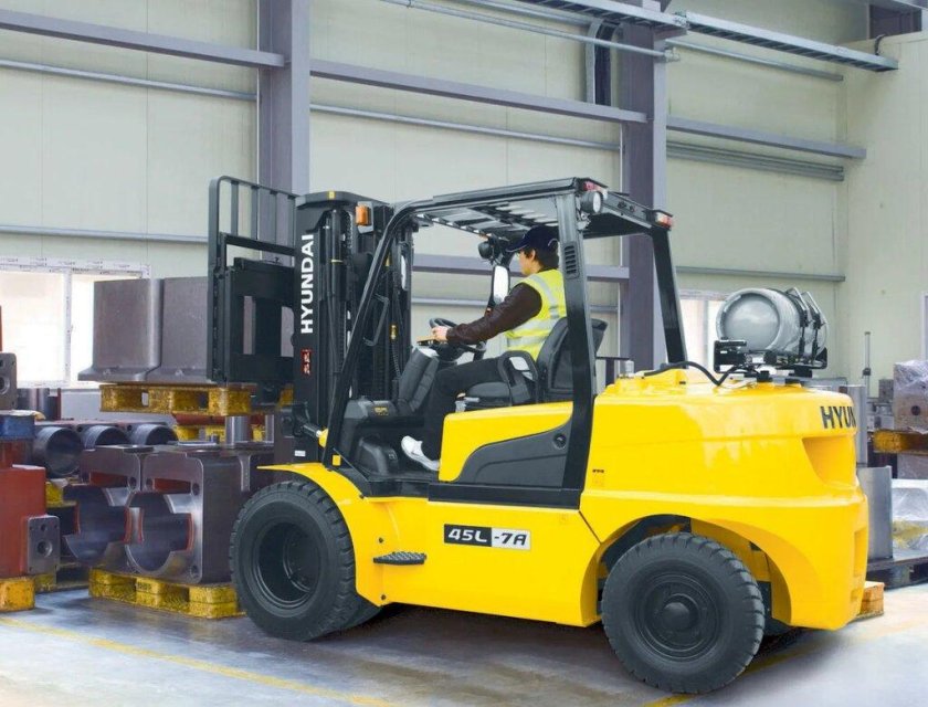 Вилочный погрузчик Хундай