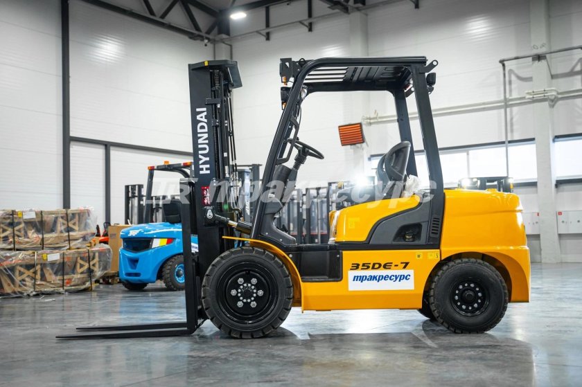 Вилочный погрузчик Hyundai 33df-7