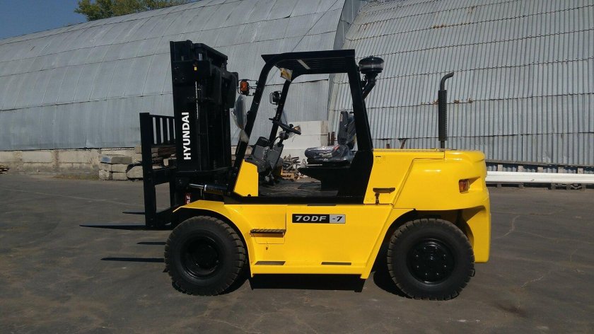 Погрузчик вилочный Hyundai 70df-7