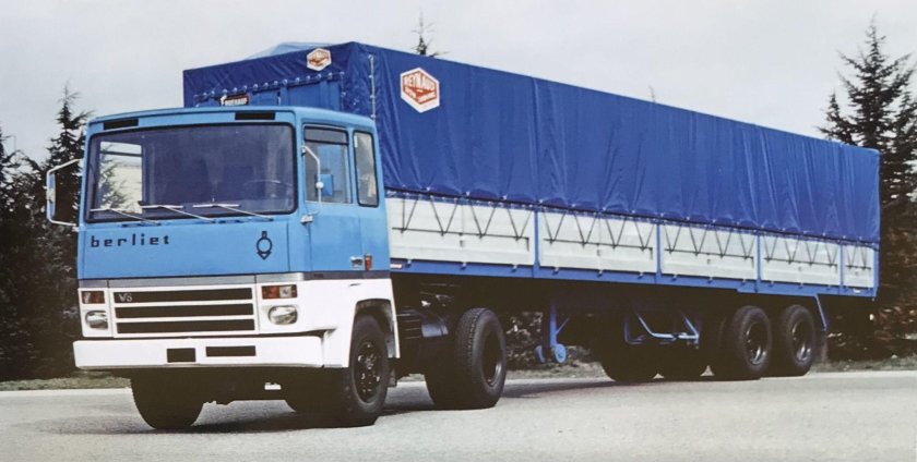 Дизельный бортовой грузовик Берлие GDHM-7