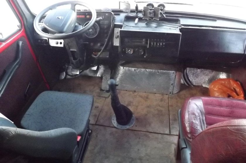 ЗИЛ 4331 Дальнобой салон