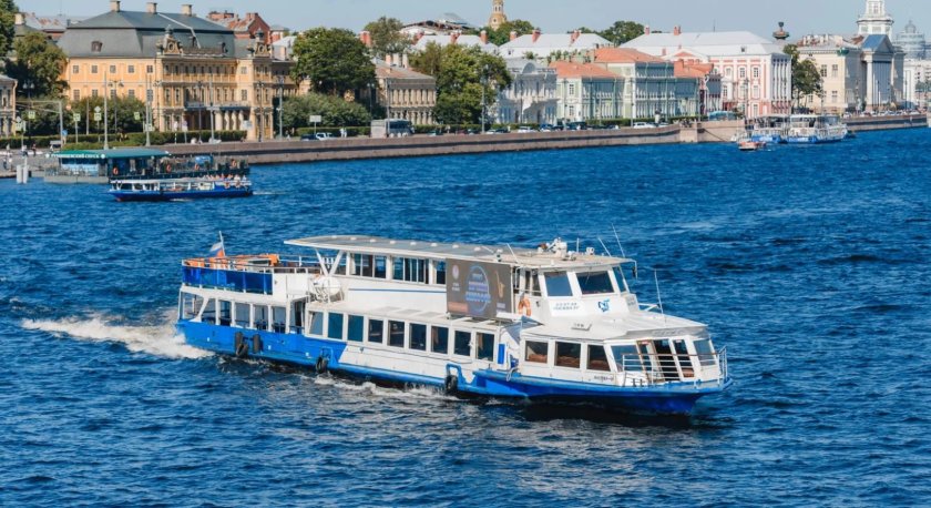 Москва 125 теплоход