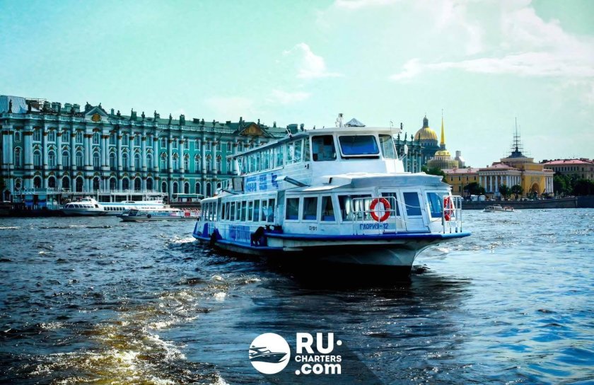 Теплоход Глория СПБ