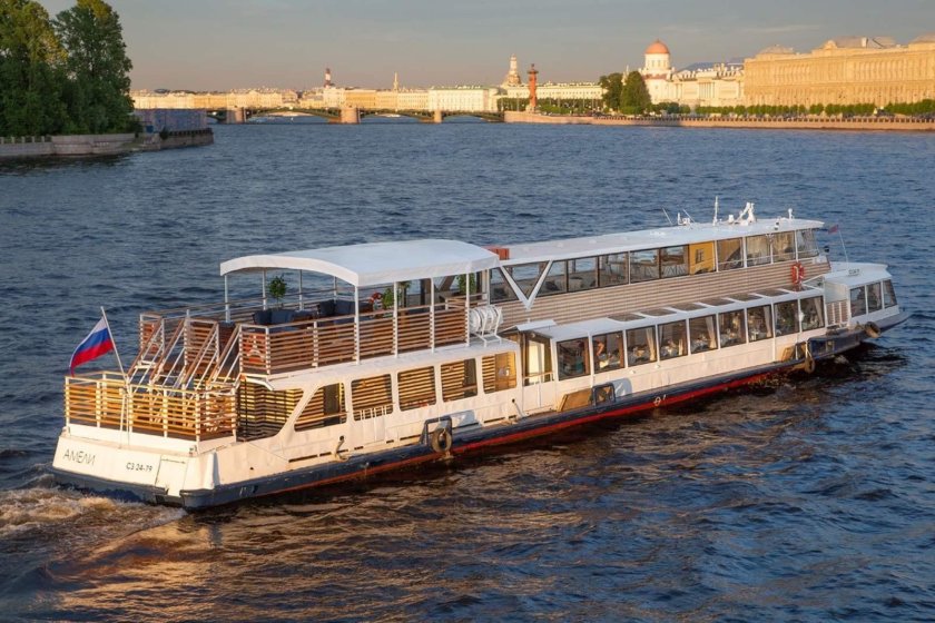 Теплоход Амели Санкт-Петербург
