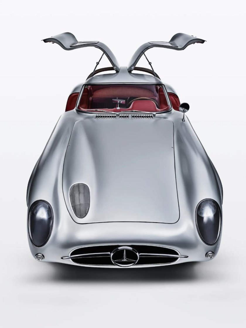 Mercedes-Benz 300 SLR Uhlenhaut Coupe