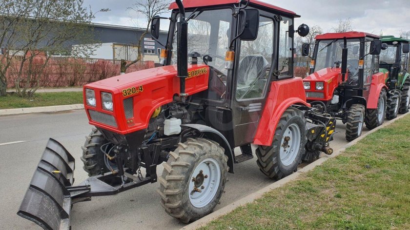 Трактор Беларус-320.4м