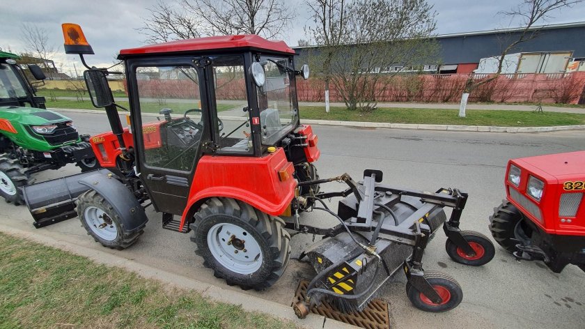 Трактор Беларус-320.4м