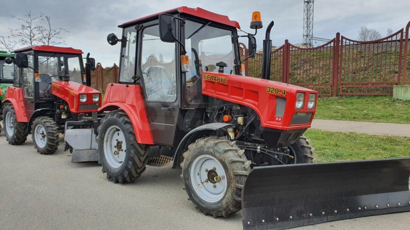 Трактор Беларус-320.4м