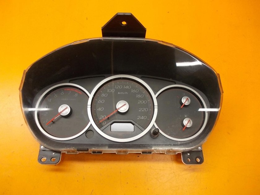 Часы Хонда со спидометром