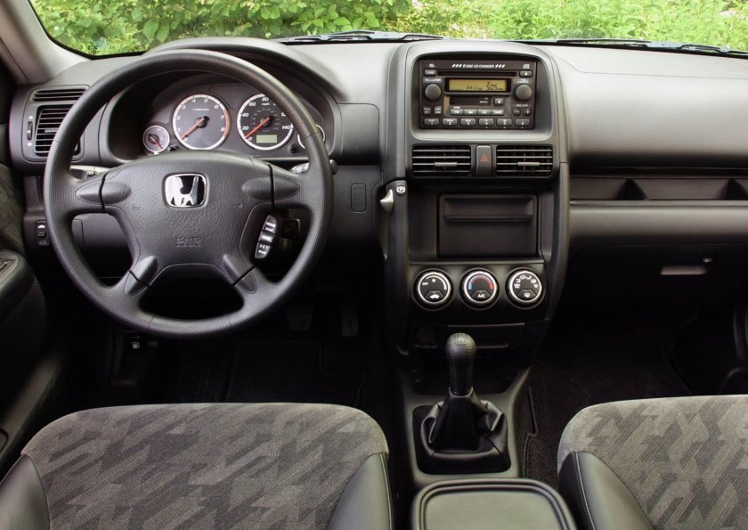 Honda CR-V 2002 салон