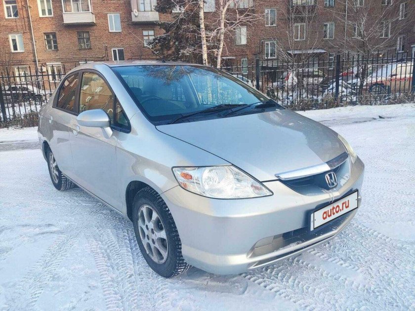 Honda Fit Aria 2003