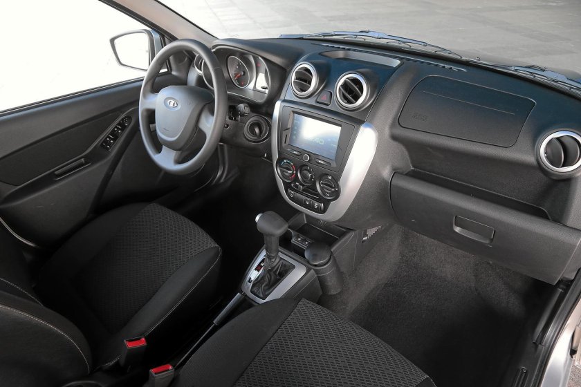 Lada Granta 2014 салон