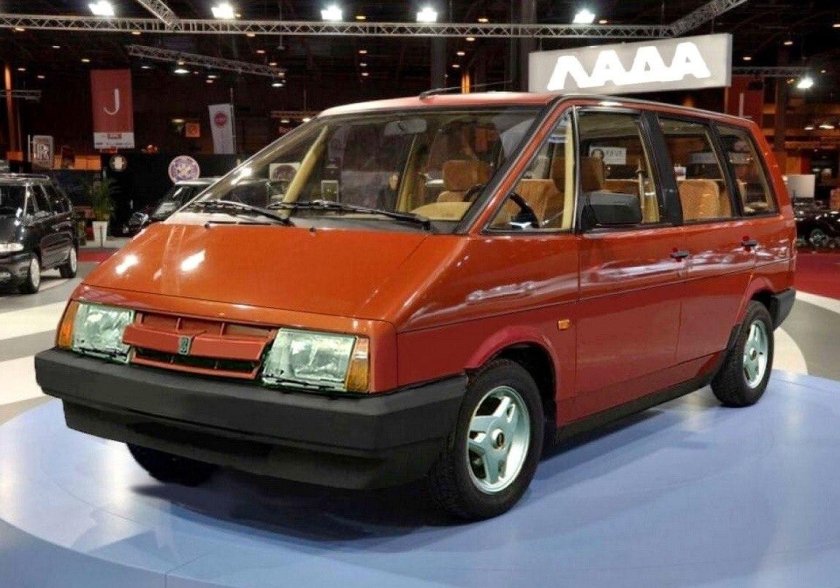 ВАЗ-2120 минивэн