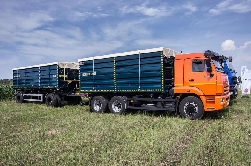 КАМАЗ 161 зерновоз