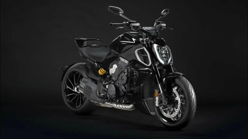 Ducati Diavel s