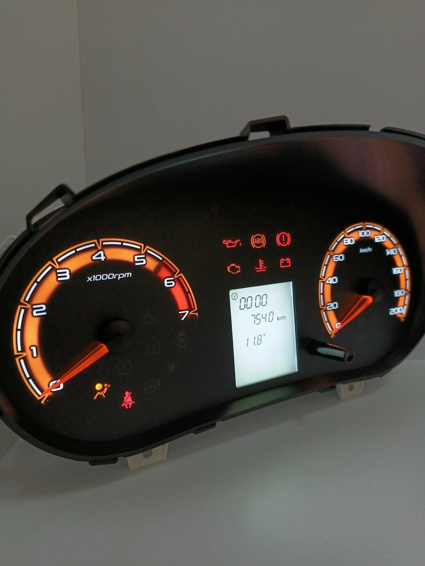 Накладка на щиток приборов Гранта