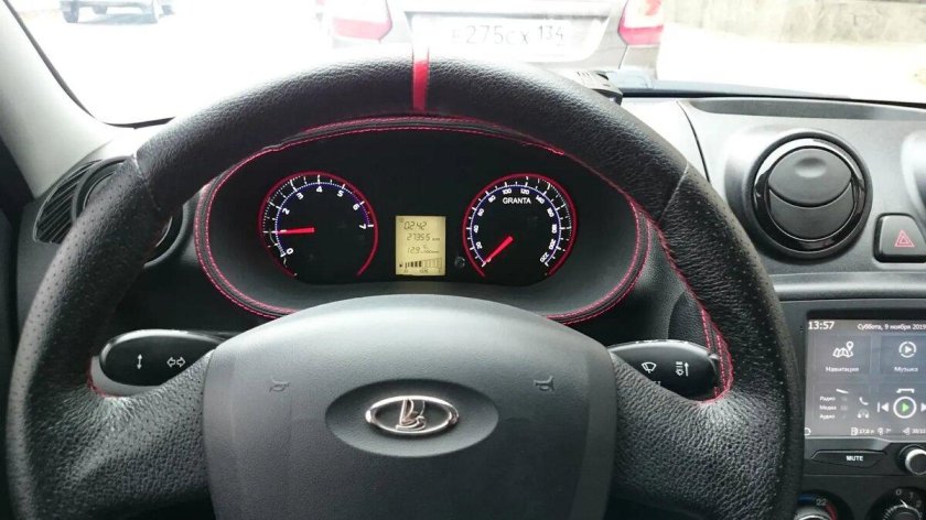 Лада Гранта спорт щиток приборов