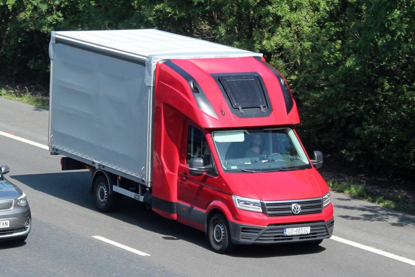 Volkswagen Crafter 50 с тентом