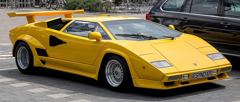 Lamborghini Countach lp500