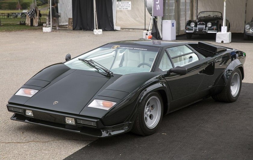 Lamborghini Countach LP 800-4