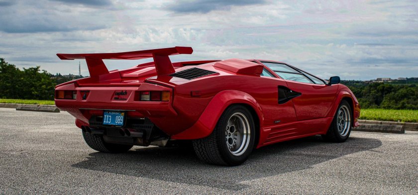 Lamborghini Countach 5000qv