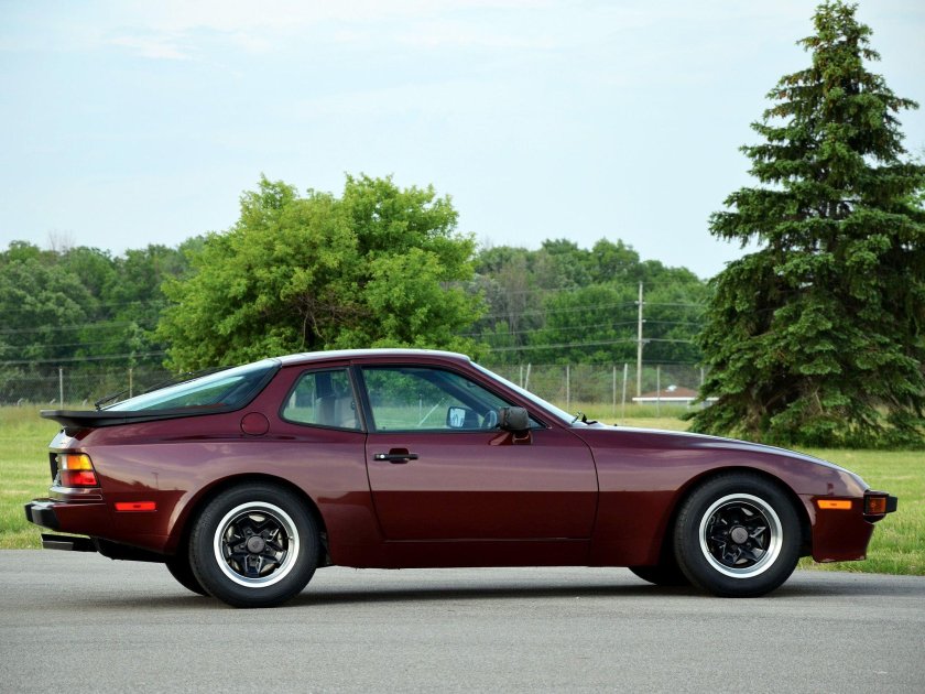 Porsche 944 Turbo